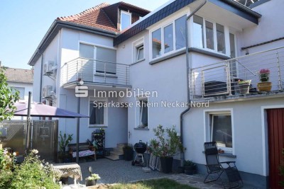 Wohntraum mit viel Platz - individuelle Ausstattung - schöner Garten und Garage!