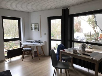 BEFRISTET: Möblierte 2-Zimmer-Wohnung mit Terasse in Randersacker