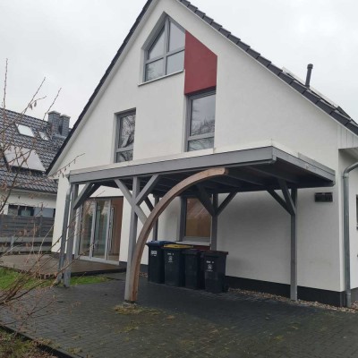 moderne Doppelhaushälfte im grünen Schmachtenhagen * mit eigenem Garten & Gartenhaus & Carportanlage