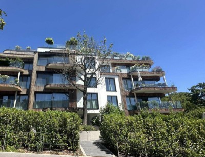 WOHNUNG mit 300 m² Privatgarten im 1190 Wien + Pool und Gym Nähe American Int. School