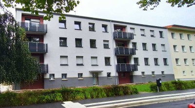 Haus-im-Haus: Energetisch renovierte 3,5-Wohnung mit eigenem Eingang, Balkon und Gartennnutzung