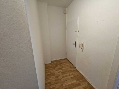 Exklusive, sanierte 3-Raum-Maisonette-Wohnung mit Einbauküche in Bremen