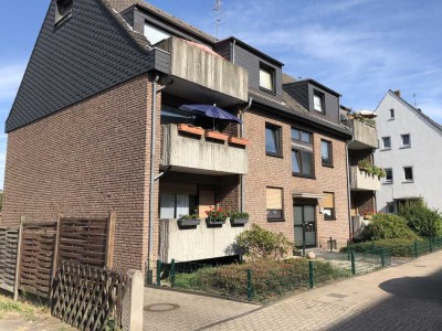 Neu renovierte (Erstbezug) 1-Zimmer Wohnung im 3. OG in Oberhausen Dümpten