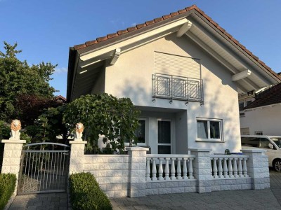Freistehendes Einfamilienhaus in Singen (Hohentwiel) – Traumlage mit Blick auf den Hohentwiel