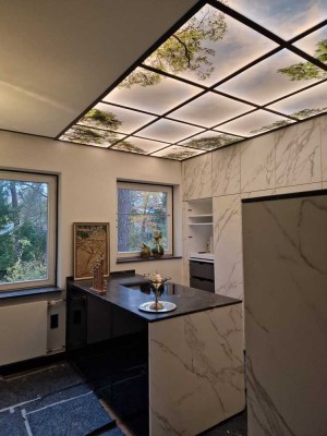 Luxus trifft Natur:  Traumwohnung mit Balkon und Top-Ausstattung