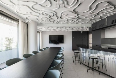 42. Etage: NEW - Möbliert - Doorman, Gym, Pool UND den schönsten Ausblick auf Kahlenberg