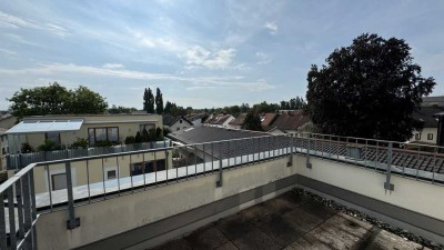 … AIGNER - aktuell frei: charmantes Wohnen im DG mit Aufzug und Dachterrasse ...