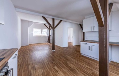 3-Zimmer-Dachgeschosswohnung mit Flair in Hamburg-Rotherbaum