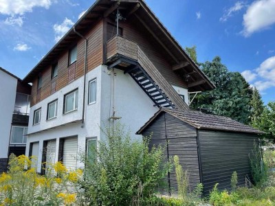 Sanierungsbedürftiges Haus in ruhiger Lage steht bereit, damit Sie Ihre Träume verwirklichen können