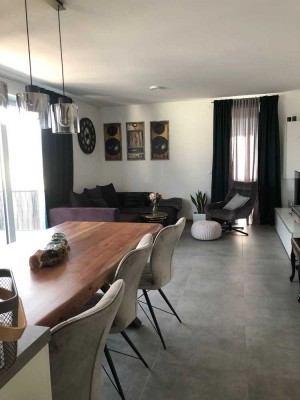 von privat, wie NEUBAU 3,5 Zimmer Wohnung -  wohnen und fühlen wie im Paradies