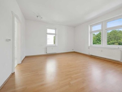 +Romantische Altbauwohnung (3 Zi. & 67 m2) beendet Ihre Wohnungssuche – egal ob Paare o. Familien!+