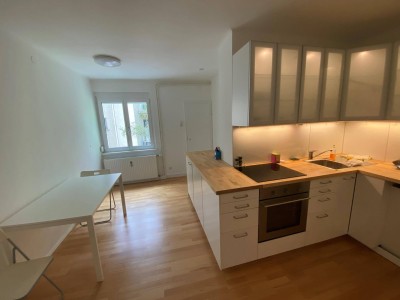 Neu sanierte 3- Zimmer-Wohnung, Innenstadt-Lendplatz!! Schlossbergblick!
