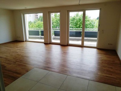 Wunderschöne 4-ZKB-Wohnung am Schulzentrum - Top Ausstattung – Kindergarten, Gymnasium