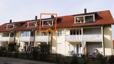 Gemütliche 2-Zi.-Wohnung mit Loggia und Carport