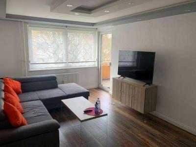 Helle, vollständig renovierte 2-Zimmer-Wohnung mit Balkon in Walldorf