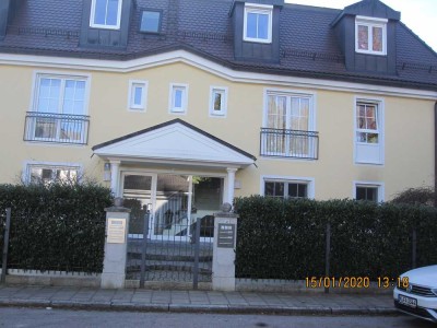 3,5-Zi-SW - Dachterassen-Wohnung in München Solln - Bestlage - ruhig auf Zeit - voll möbliert