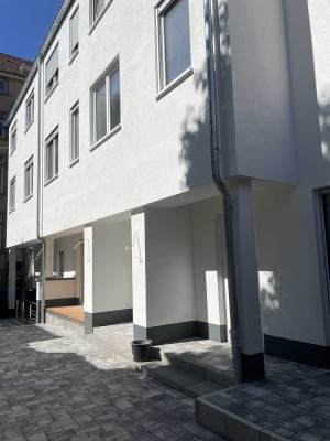 Exklusive, neuwertige 1-Zimmer-Wohnung mit Einbauküche in Karlsruhe