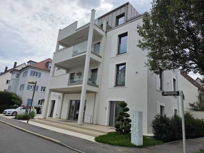 Bestlage. Neubau-, Penthousewohnung im Dachgeschoss mit 4 Zimmern und Balkon