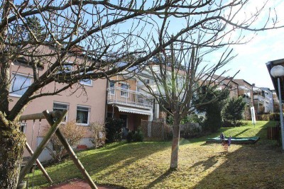 Familiengerechte Wohnung mit Balkon und PKW-Abstellplatz