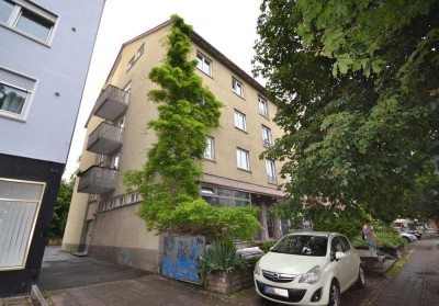8,5-Zimmerwohnung mit Potenzial in gefragter Lage von S-Nord!
