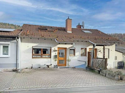 Gepflegte Doppelhaushälfte mit Panoramablick – in begehrter Lage von Neckargemünd