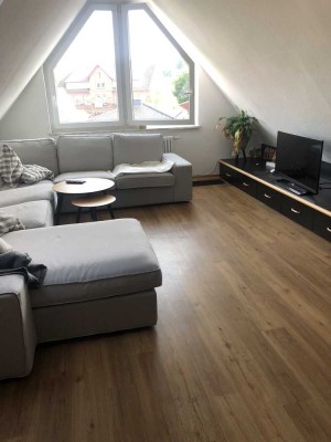 2-Zimmer-DG-Wohnung mit EBK und Balkon in Barsinghausen City