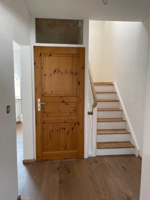Schöne 4,5-Zimmer-Wohnung in Karlsruhe Knielingen