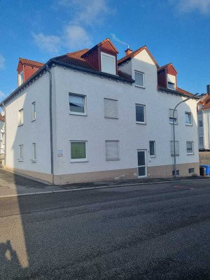 3 ZKB Wohnung mit Stellplatz in Pirmasens zu verkaufen.