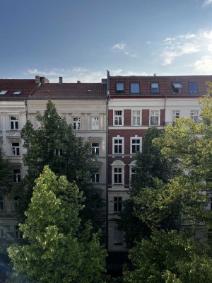 Zwischen Arkonaplatz und Oderberger Straße, Altbau, 3Zi, langfristig