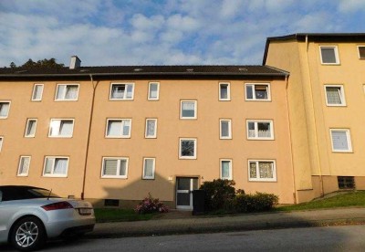 Komm nach Heiligenhaus: 2 renovierte Zimmer mit Balkon!