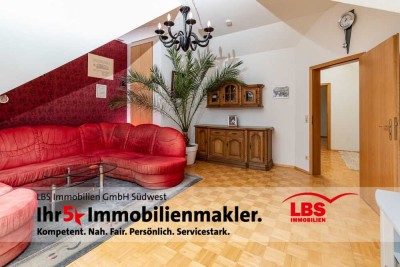 Doppelhaus mit 2 Einheiten und traumhafter Aussicht!