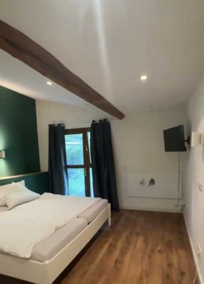 Exklusives Zimmer mit eigenem Bad auf Gutshof