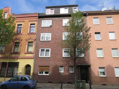 Ruhige Seitenstraße, niedrige Nebenkosten