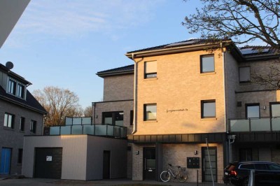 1070 € - 76 m² - 3.5 Zi.