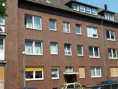 Attraktive, helle 2,5 Raum-Dachgeschosswohnung im Zentrum von GE