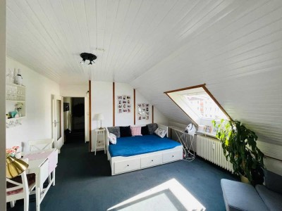 Charmante 1-Zimmer Dachgeschosswohnung in Pattensen