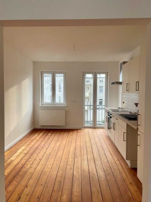 Kernsanierte Wohnung im 2.OG am Bahnhof
