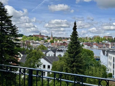 Wunderschöne Altbauwohnung mit Neubau-Komfort