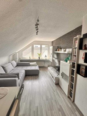 2,5-Zimmer-Wohnung mit Küche und Garage in Mülheim Winkhausen