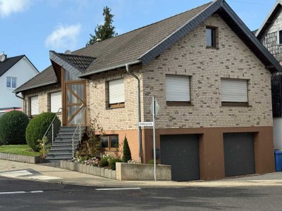 Einfamilienhaus Erstbezug nach kmplt. Modernisierung in Mechernich OT Weyer