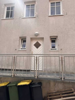 Sanierte 1-Zimmer-Wohnung mit Balkon und Einbauküche in Vaihingen