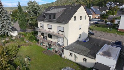 Gepflegte 5-Zimmer Wohnung mit Garage in Koblenz-Lay