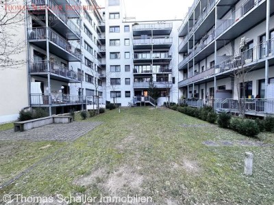 Charmante 2-Zimmer-Wohnung mit Balkon, Fahrstuhl und Stellplatz im Herzen von Fürth