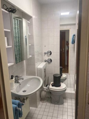 Helle 1-Zimmer-Wohnung mit Einbauküche – Nachmieter gesucht ab sofort