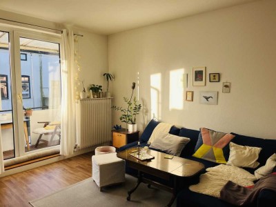 Wunderschöne helle 2-Zimmer-Wohnung mit Balkon im Bremer Viertel