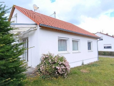 Freist. EFH in guter Lage / Garage mit Nebenraum/ EBK
