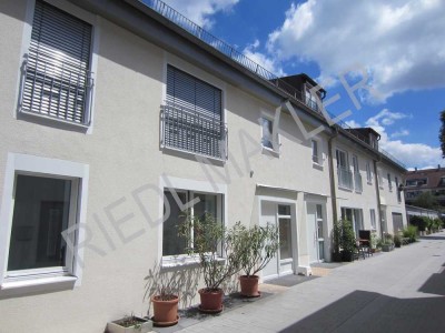 Loft: Wohnen und Arbeiten im kernsanierten Altbau am Pasinger Stadtpark