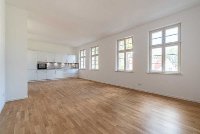 Großzügige 2-Zimmer-Wohnung im historischen Wäschereigebäude