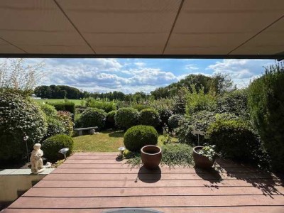 Gepflegter Reihenmittelhaus mit Garten und unverbaubarem Blick ins Grüne