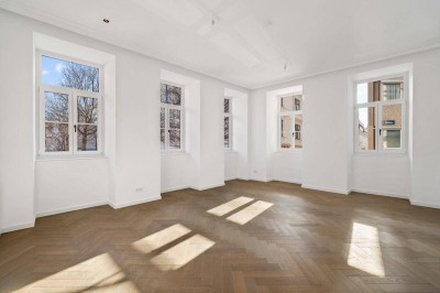 Helle Eigentumswohnung mit Balkon im Erstbezug nach Sanierung